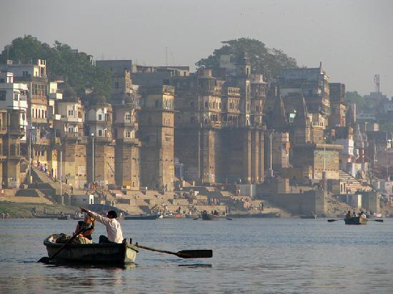 Leela Pensión Varanasi Exterior foto